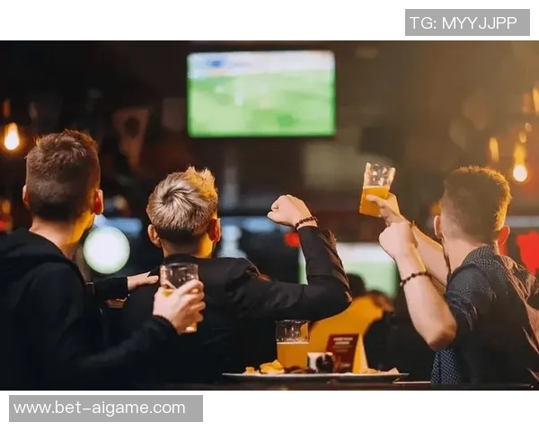 延吉足球酒吧热情迎接球迷聚会畅享精彩赛事与美味饮品 延吉足球酒吧热情迎接球迷聚会畅享精彩赛事与美味饮品